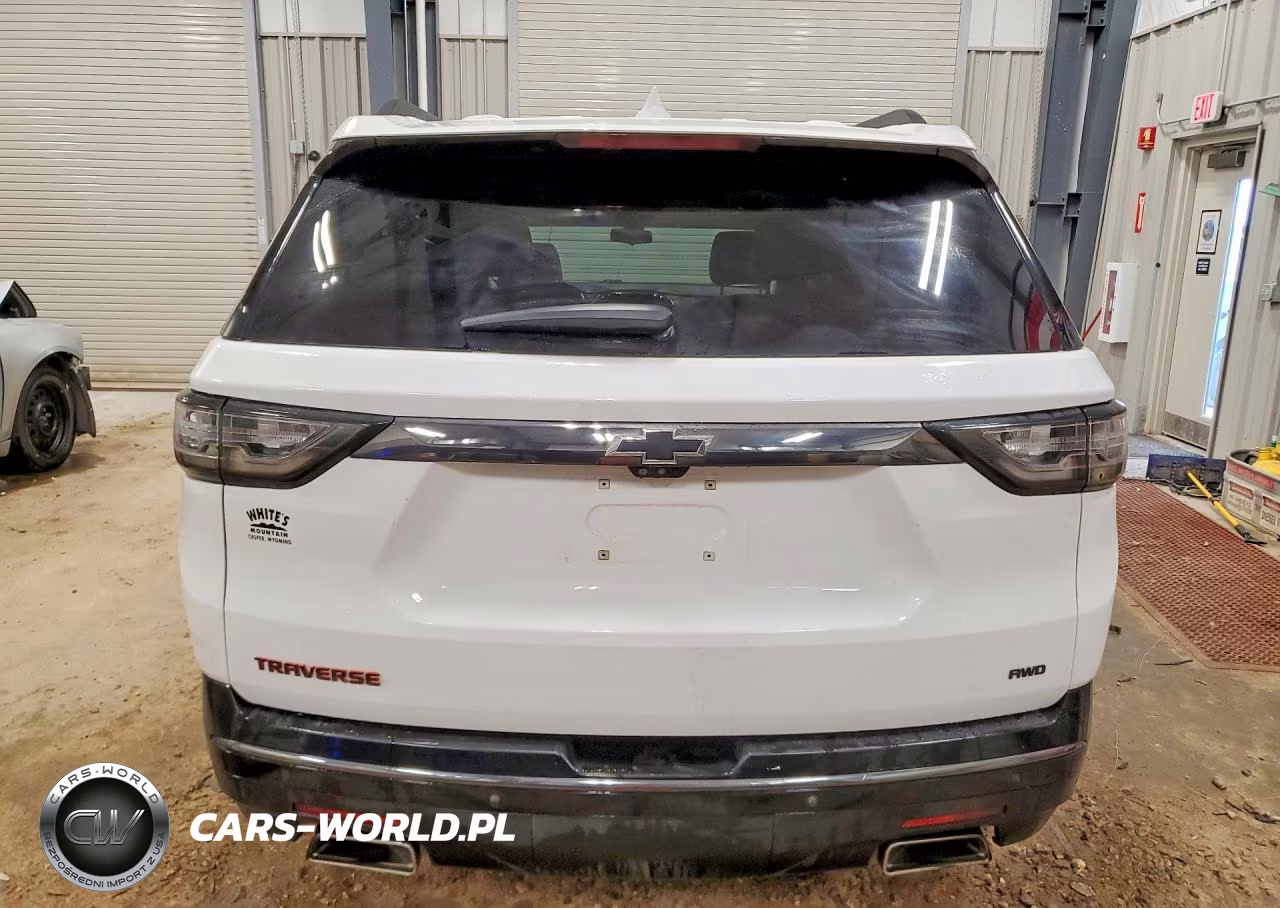 2020 Chevrolet Traverse Premier VIN:1GNEVKKW8LJ131431 - 6