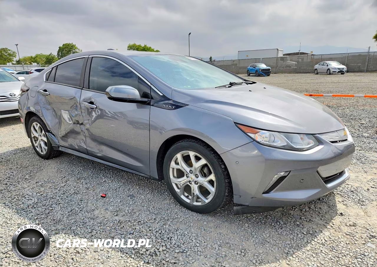2018 Chevrolet Volt Premier VIN:1G1RD6S59JU155169 - 4