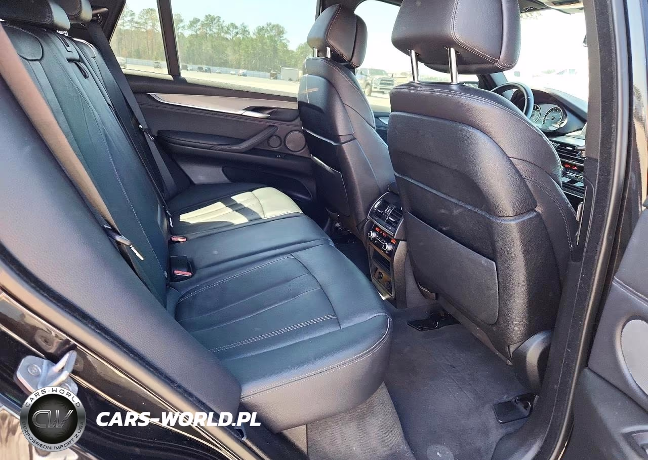 2018 BMW X5 xDrive35I VIN:5UXKR0C56J0Y02106 - 11