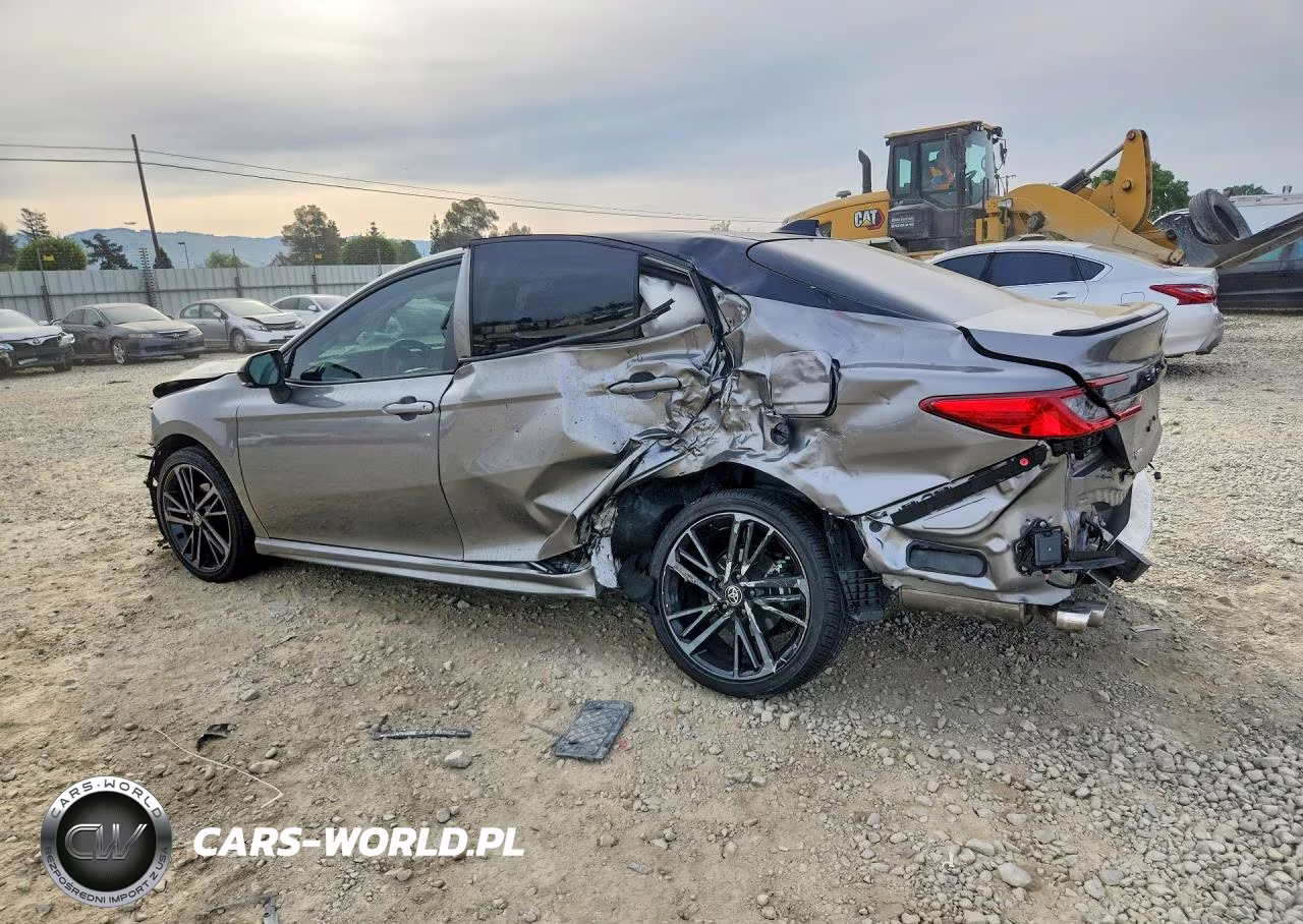 2025 Toyota Camry Xse VIN:4T1DAACK1SU638279 - 2