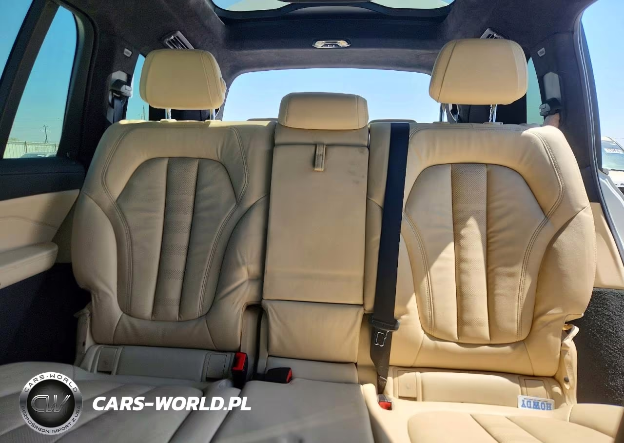 2020 BMW X7 xDrive40I VIN:5UXCW2C0XL9D04425 - 10