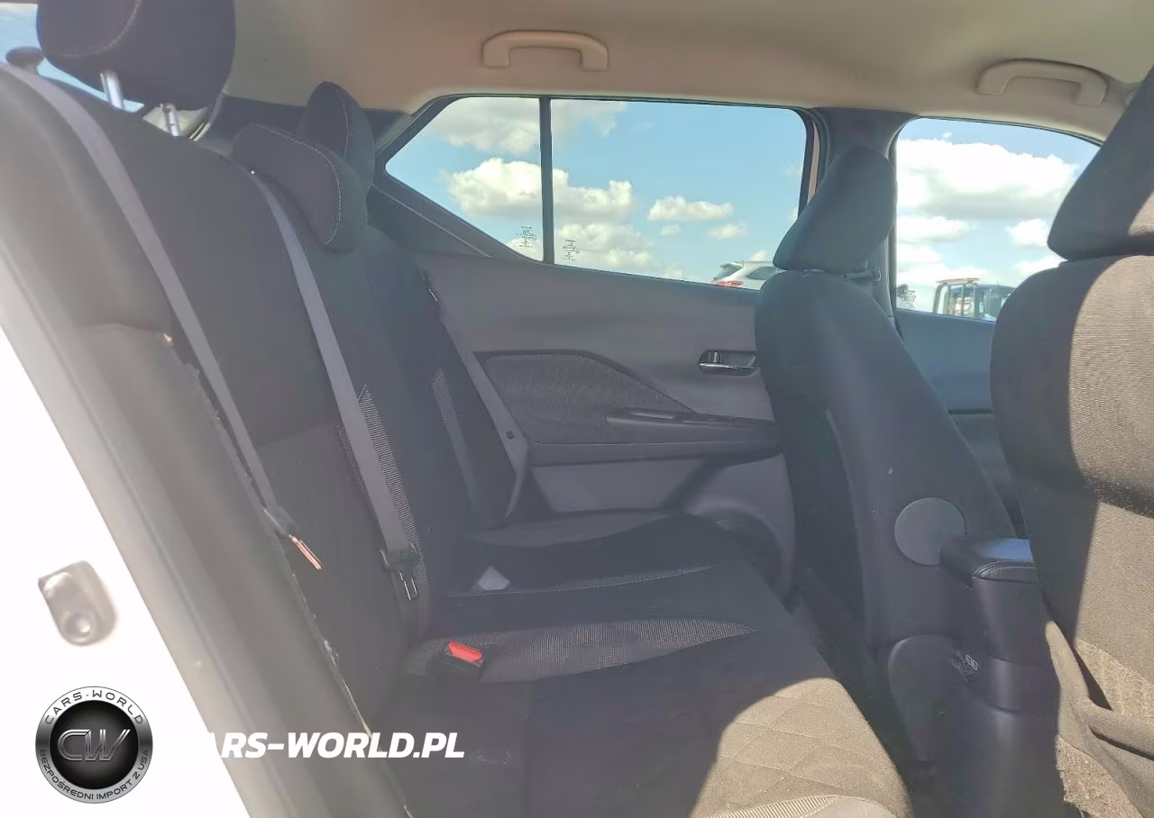 2020 Nissan Kicks Sv VIN:3N1CP5CV7LL575767 - 10