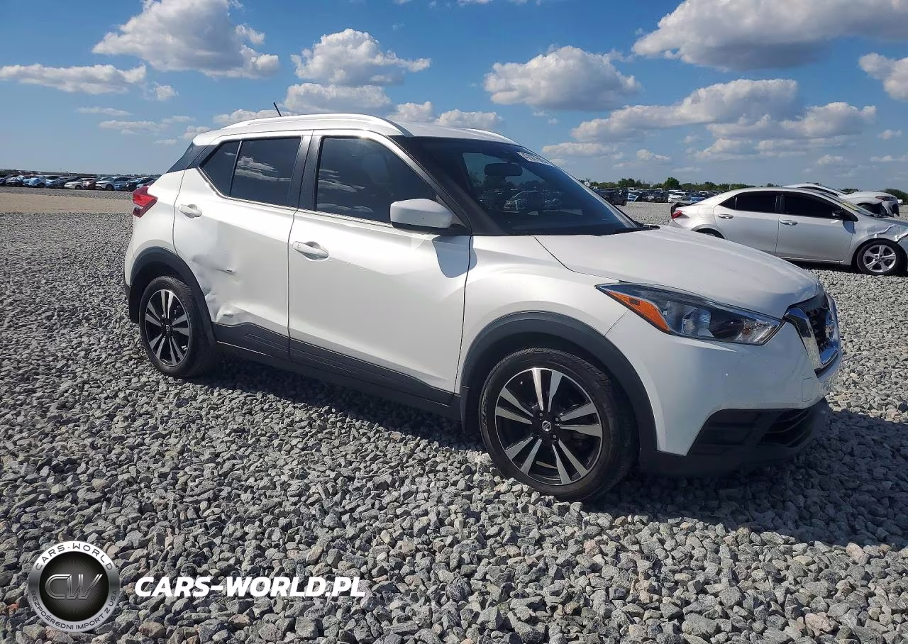 2020 Nissan Kicks Sv VIN:3N1CP5CV7LL575767 - 4