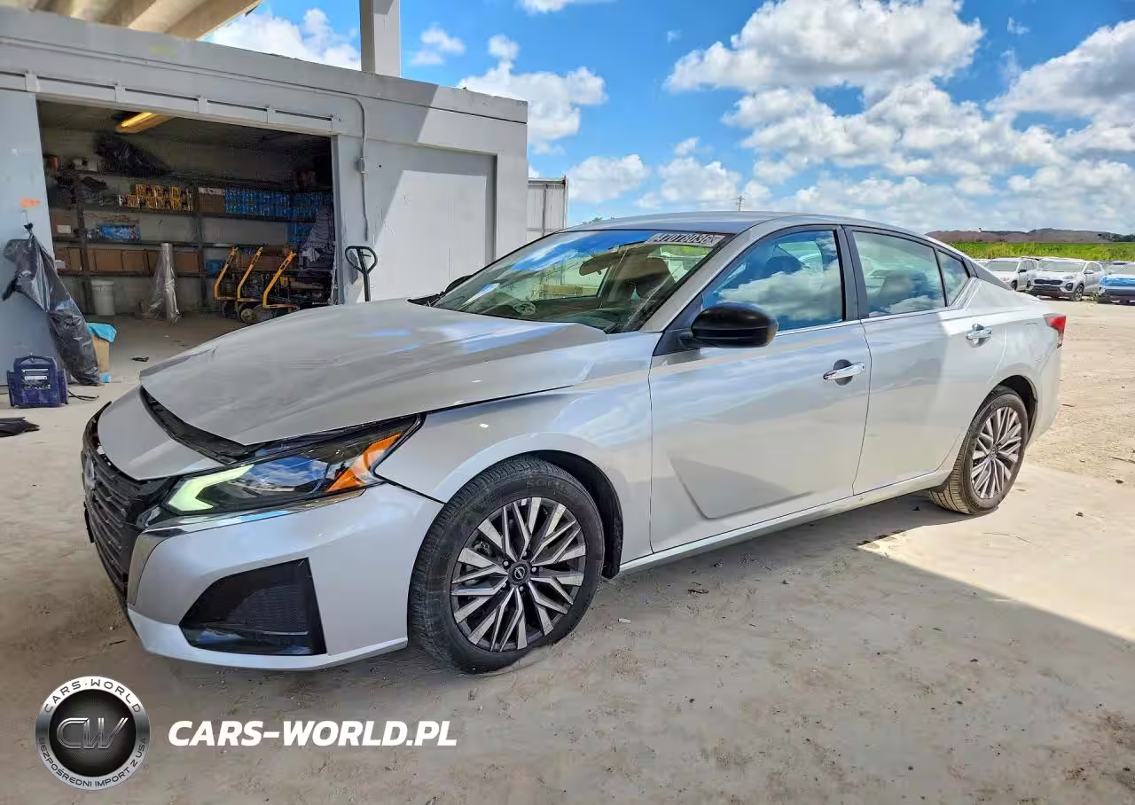 2025 Nissan Altima 2.5 Sv – zdjęcie 1 z 12
