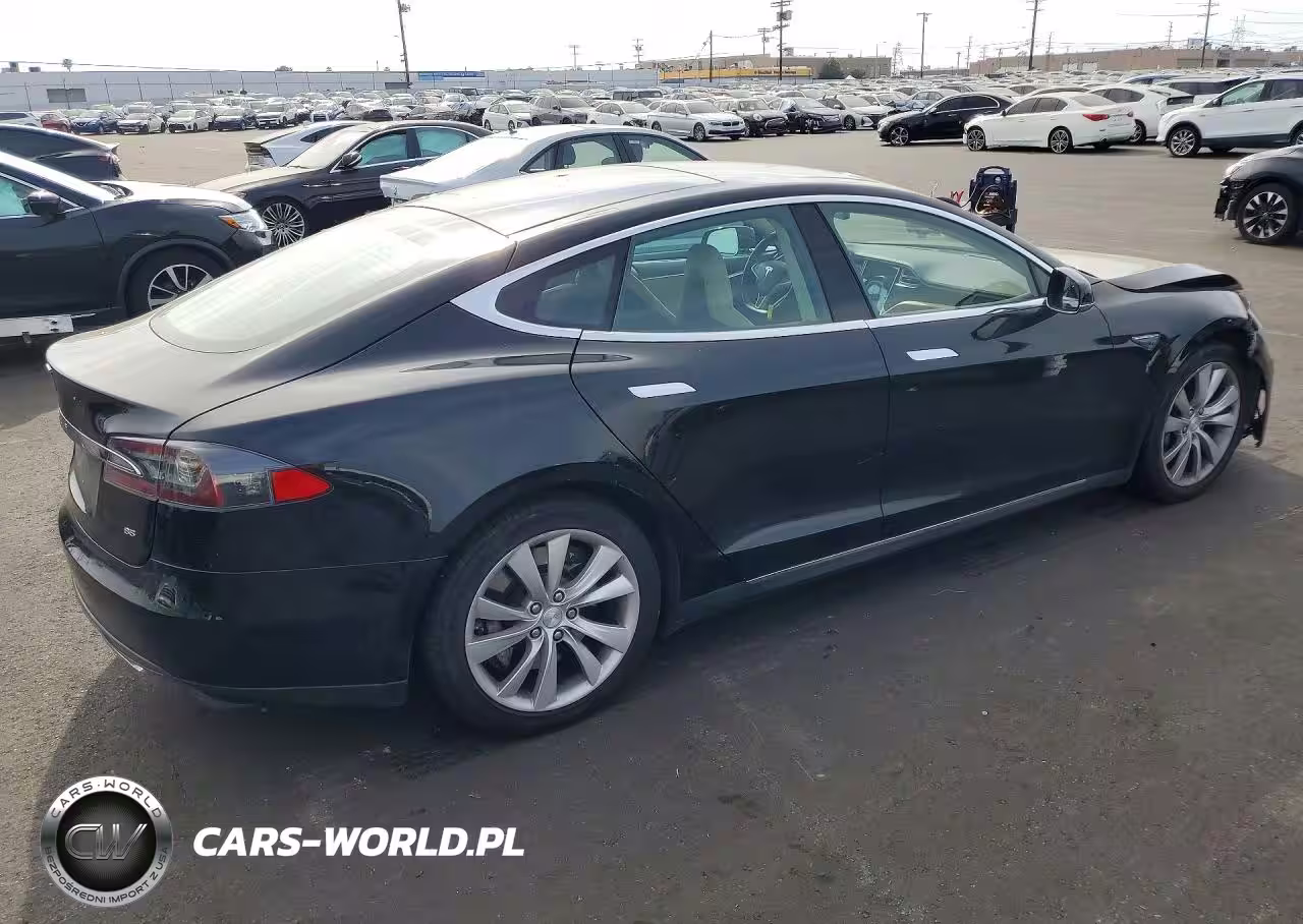 2013 Tesla Model S VIN:5YJSA1CN4DFP26356 - 3