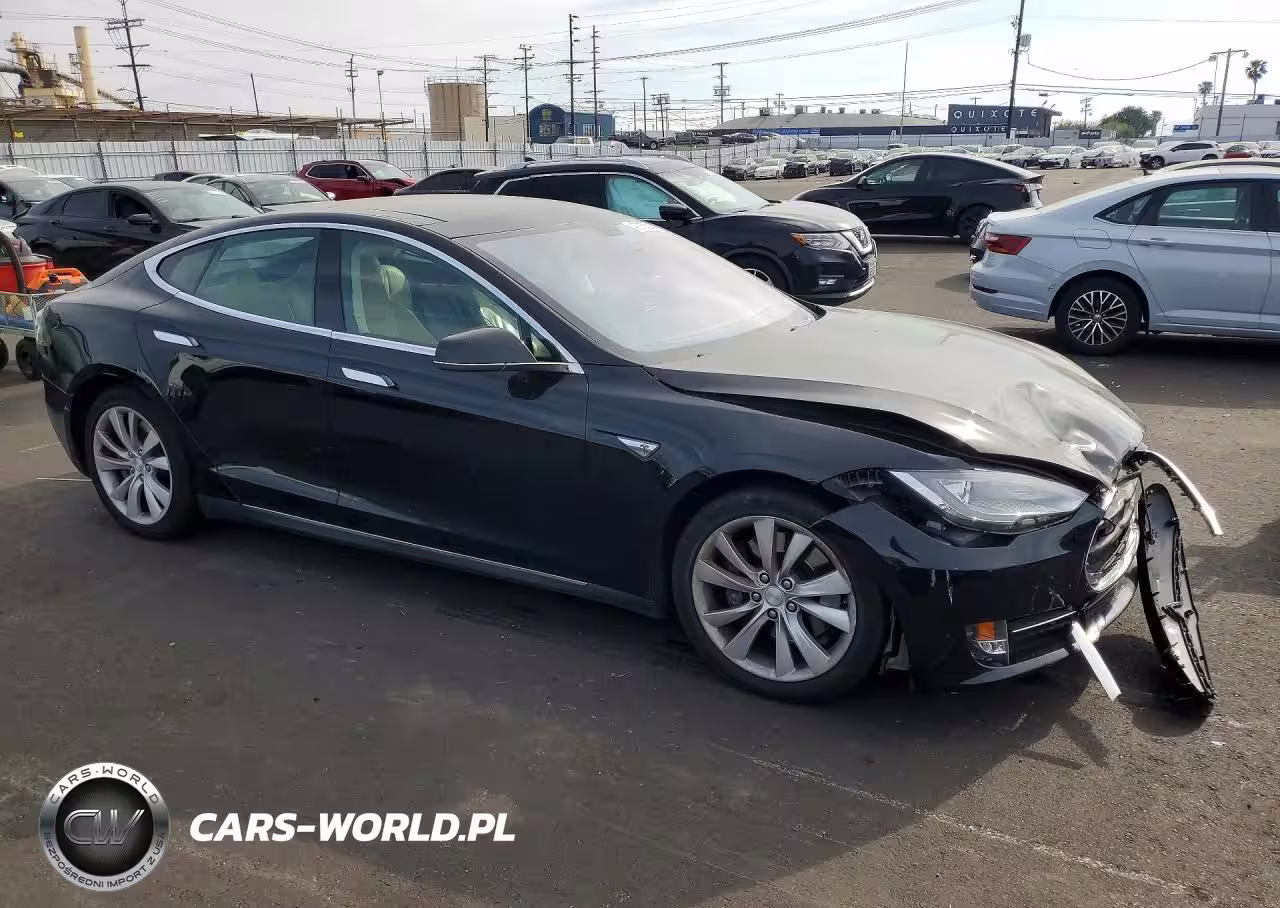 2013 Tesla Model S VIN:5YJSA1CN4DFP26356 - 4