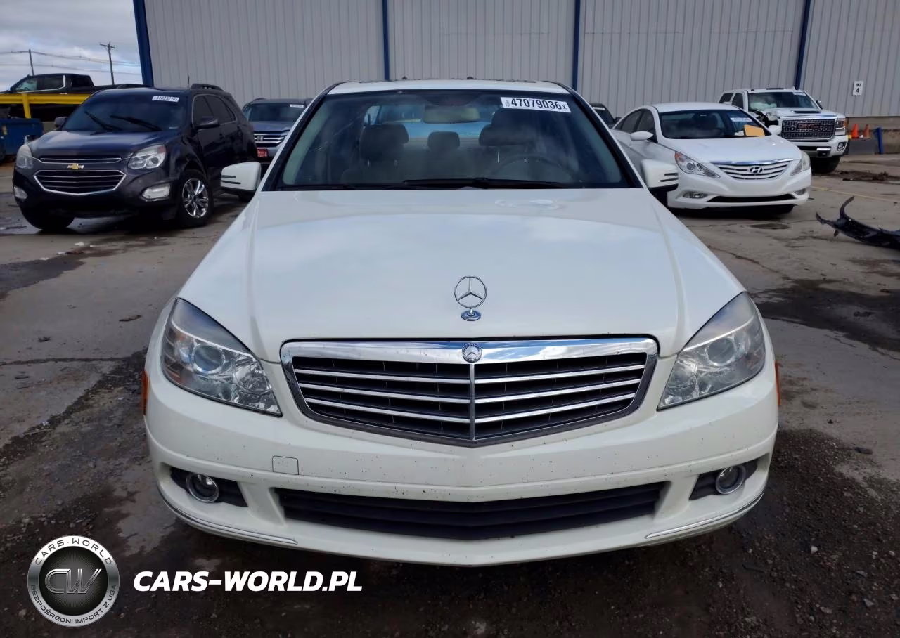 2011 Mercedes-Benz C 300 VIN:WDDGF5EB8BF638555 - 5