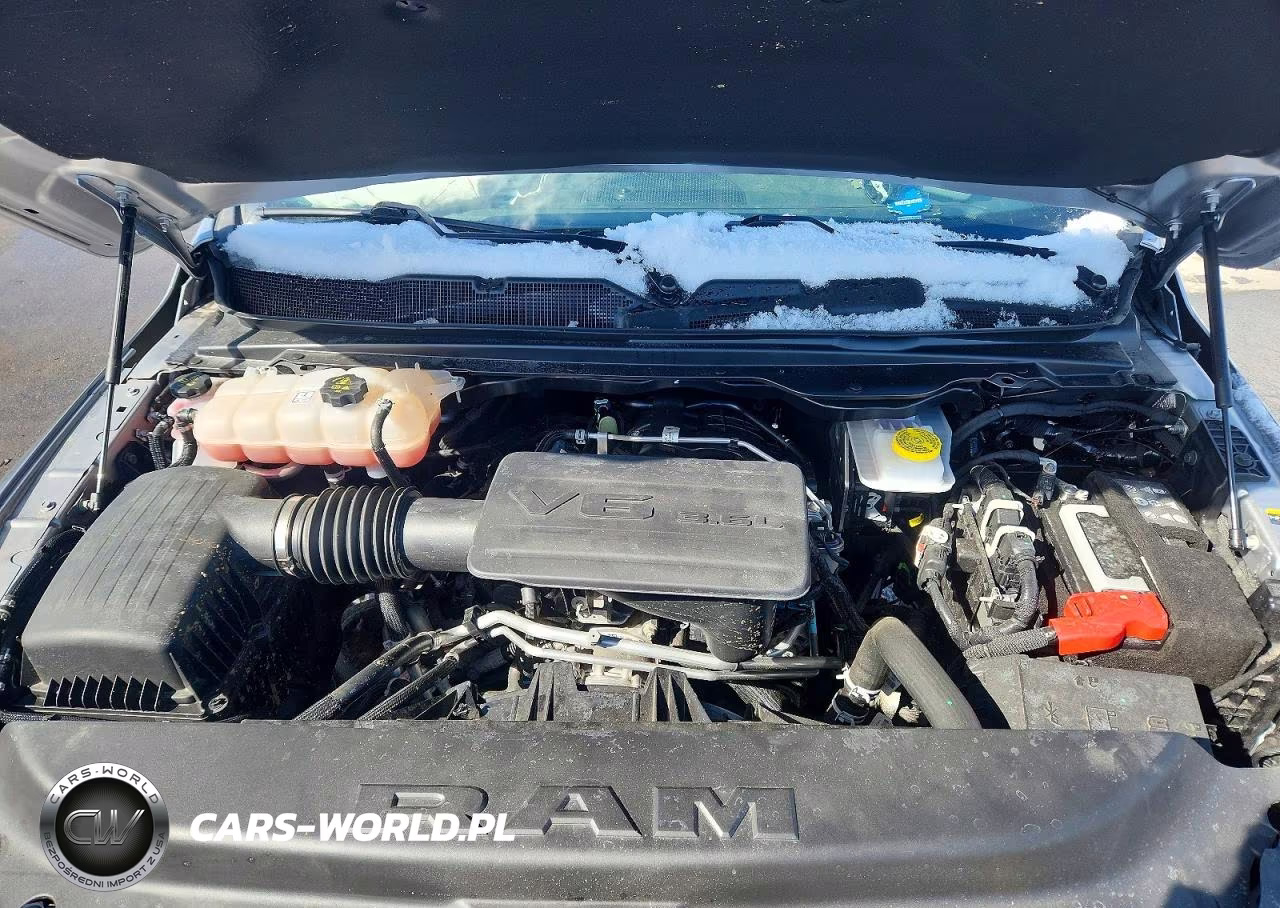 2025 Ram 1500 Tradesman VIN:1C6RRFGG5SN681062 - 11
