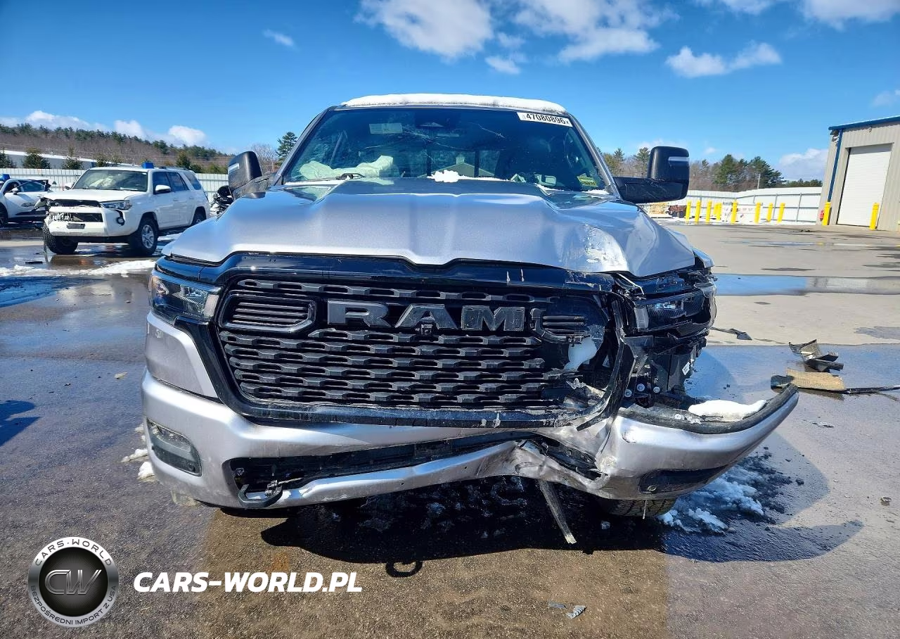 2025 Ram 1500 Tradesman VIN:1C6RRFGG5SN681062 - 5