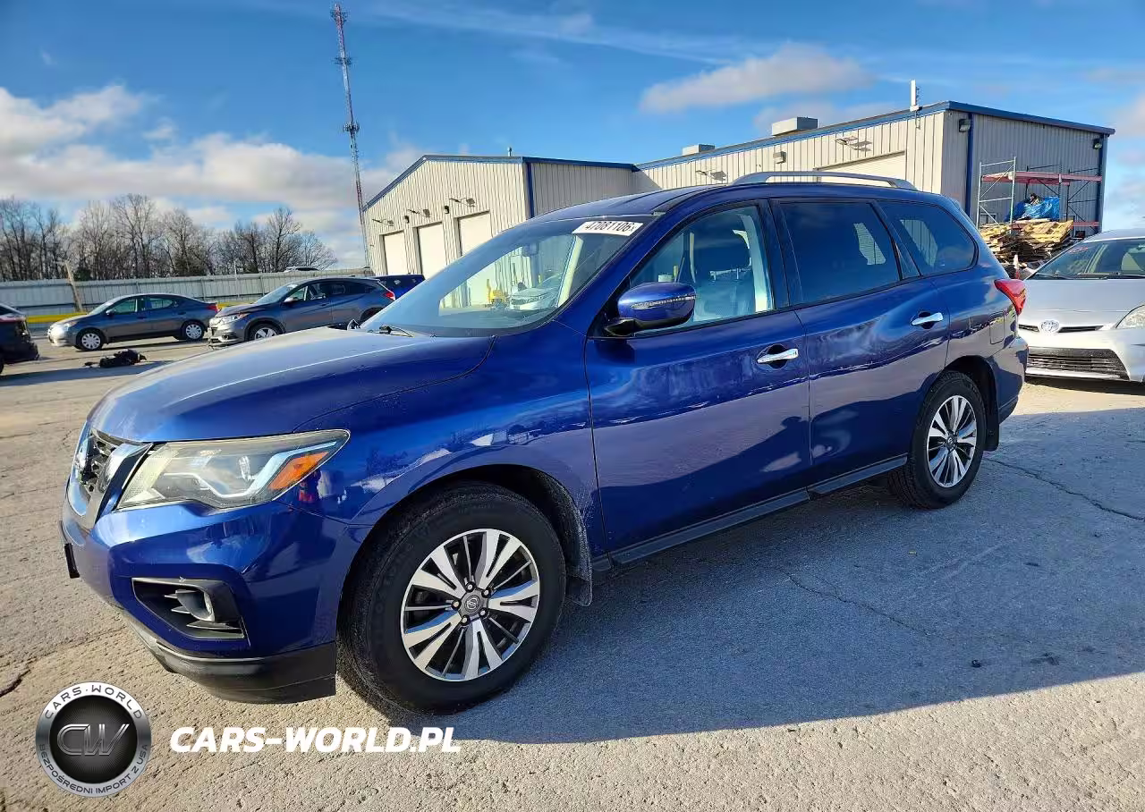 2020 Nissan Pathfinder S