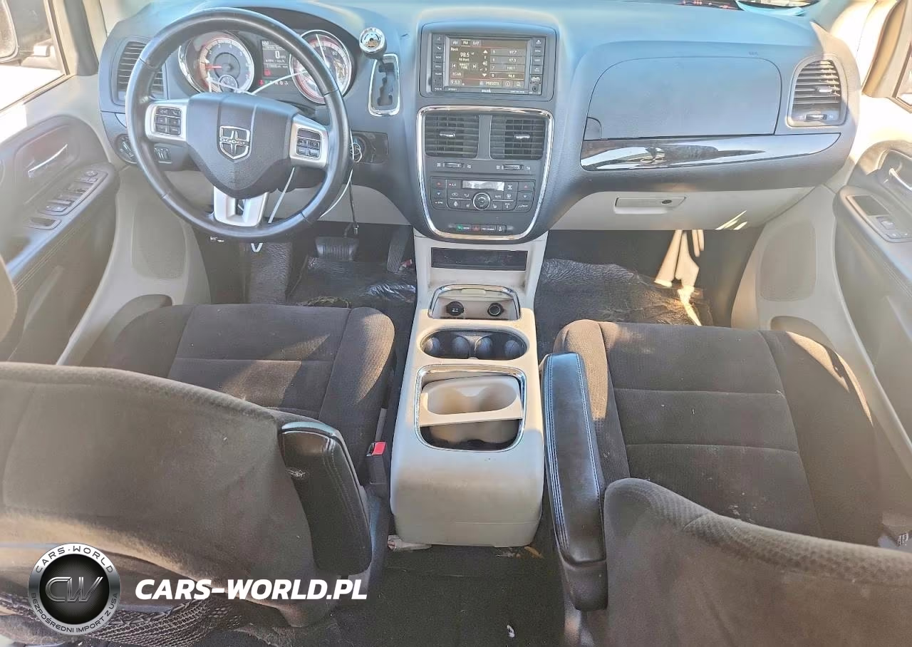 2013 Dodge Grand Caravan Crew VIN:2C4RDGDGXDR586343 - 8