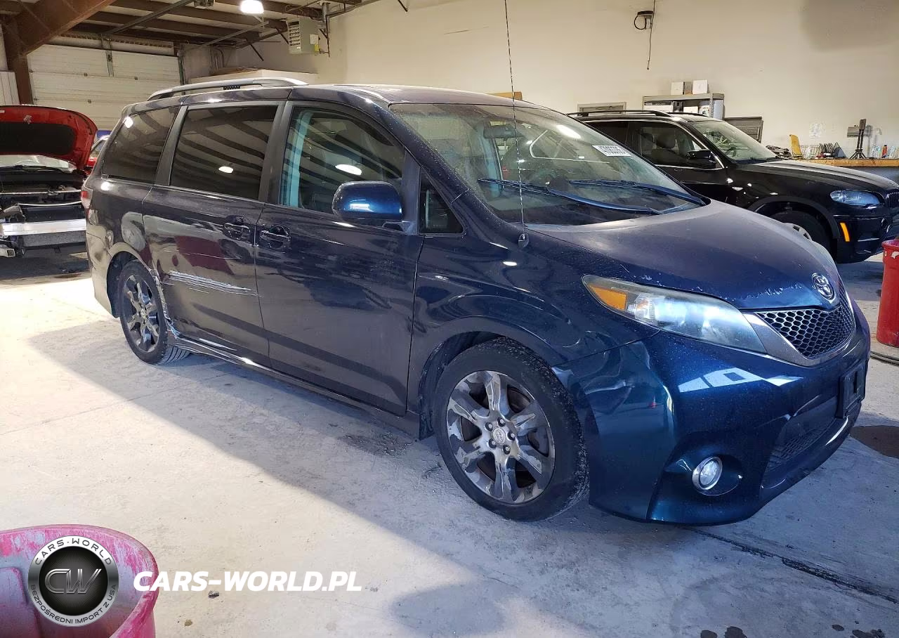 2011 Toyota Sienna Se 8-Passenger VIN:5TDXK3DC9BS116697 - 4
