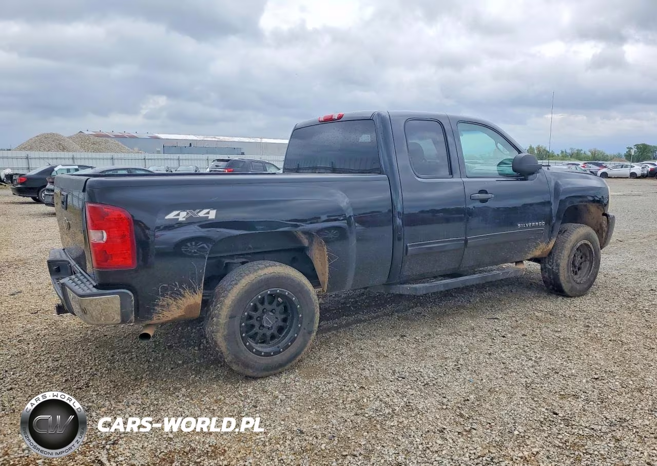 2011 Chevrolet Silverado K1500 Lt VIN:1GCRKSE39BZ118238 - 3