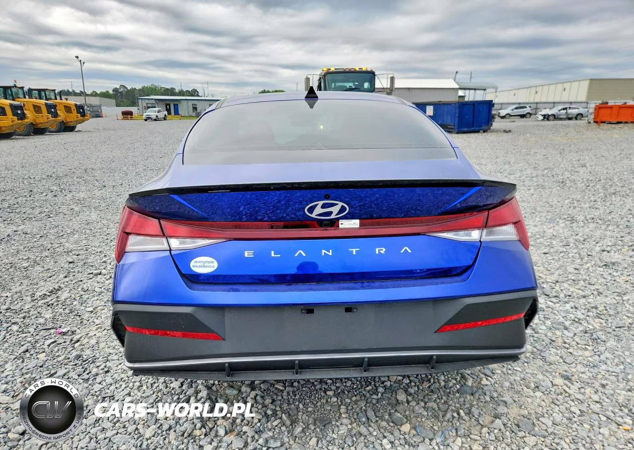 2025 Hyundai Elantra Sel Sport VIN:KMHLM4DG2SU010696 - 6