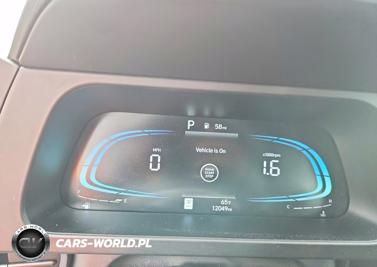 2025 Hyundai Elantra Sel Sport VIN:KMHLM4DG2SU010696 - 9