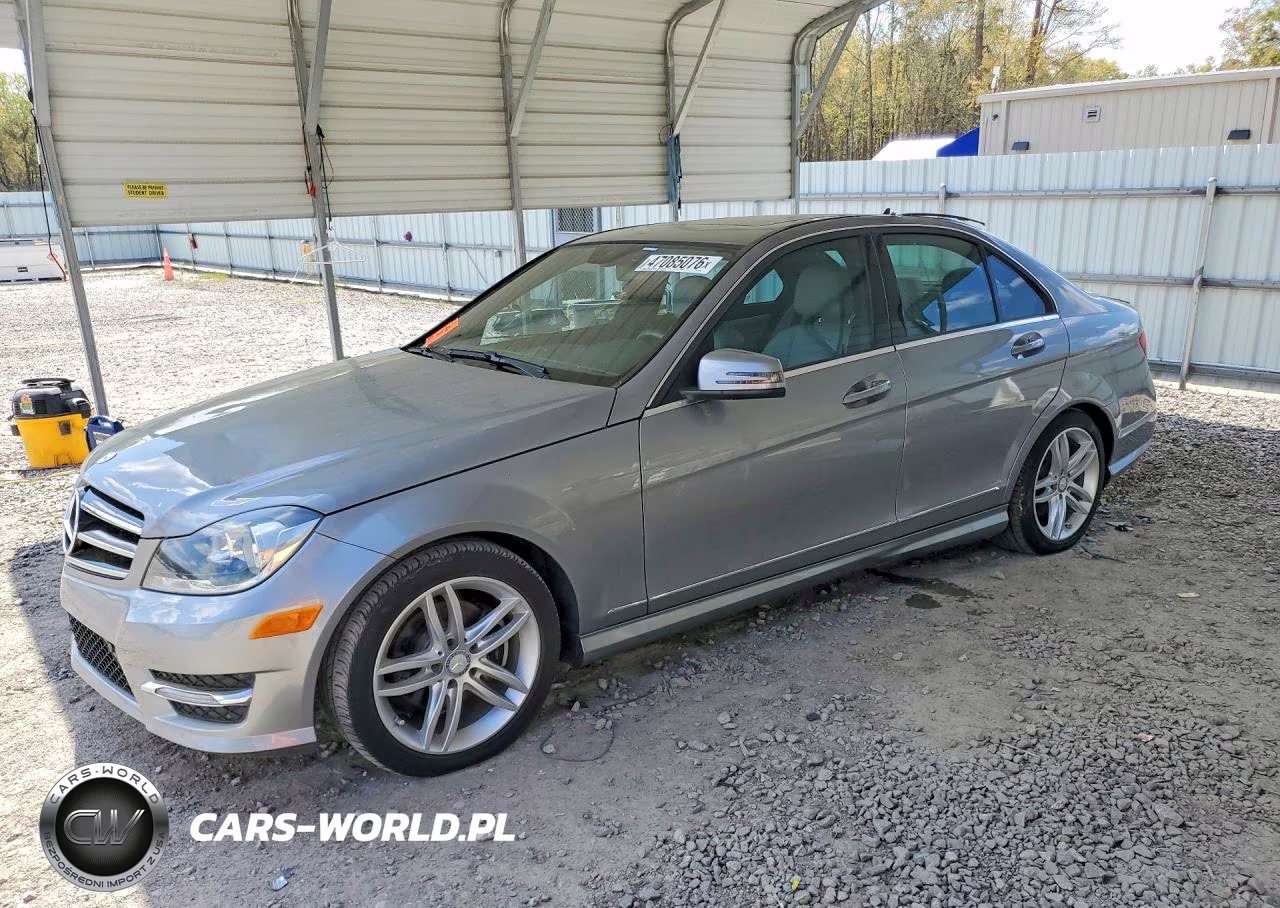 2014 Mercedes-Benz C 250