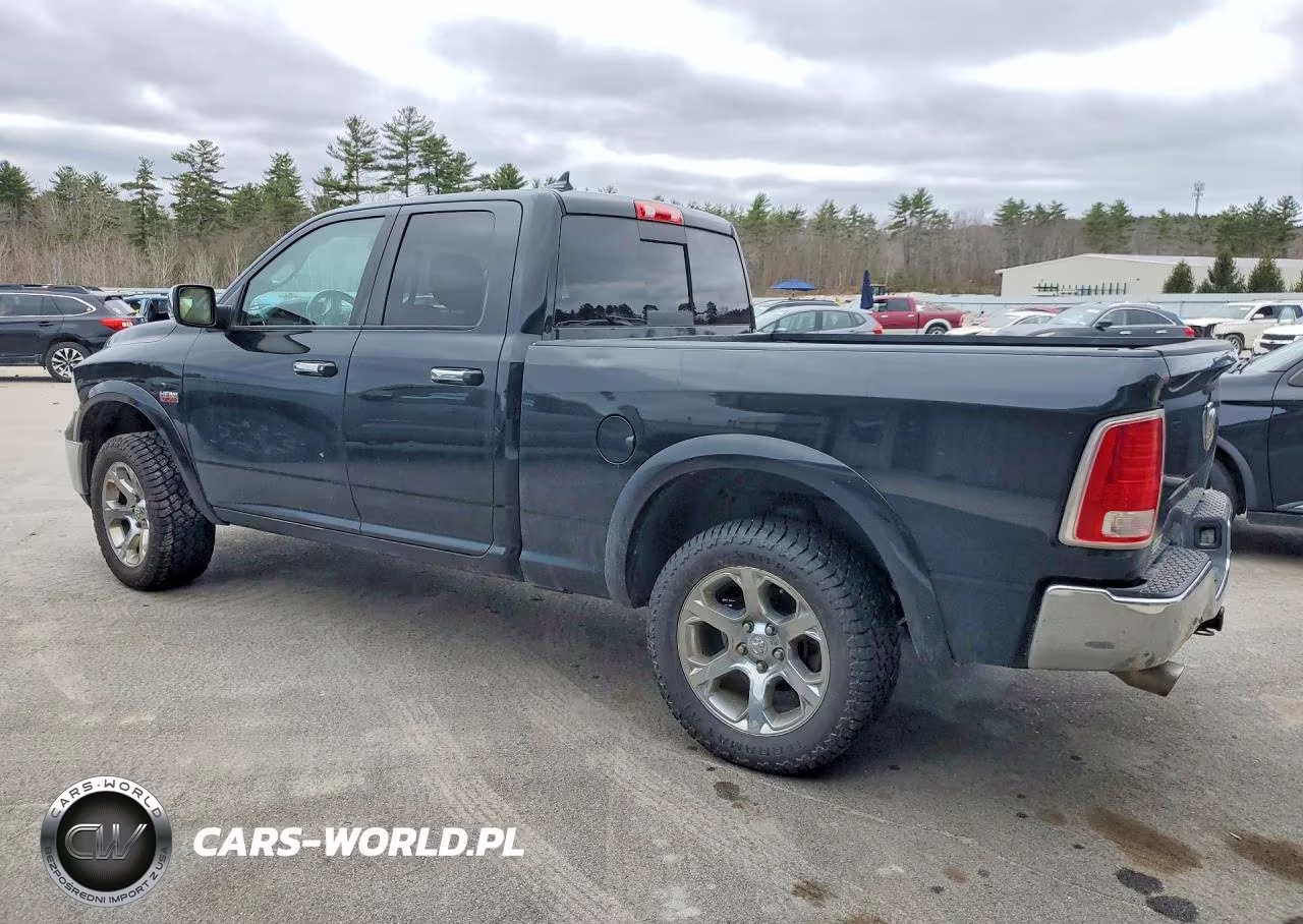 2017 Ram 1500 Laramie VIN:1C6RR7JT9HS652315 - 2