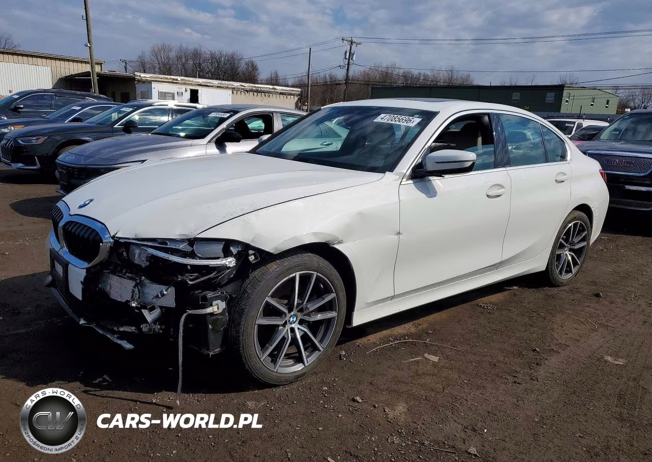 2021 BMW 330Xi – zdjęcie 1 z 12