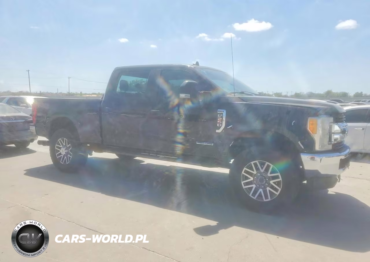 2019 Ford F250 Super Duty VIN:1FT7W2BT9KEC76618 - 4