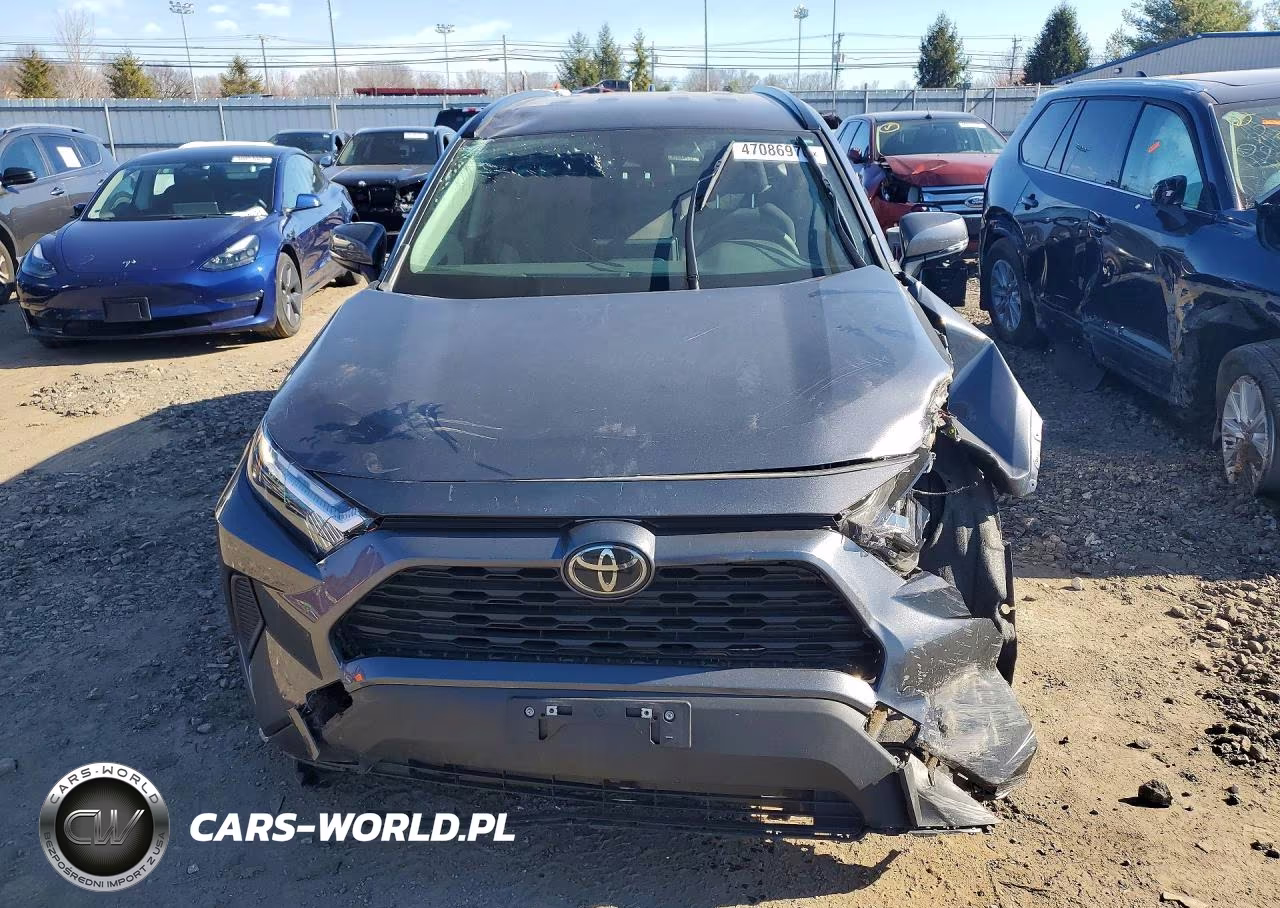 2024 Toyota Rav4 Xle VIN:JTMP1RFVXRD110062 - 5
