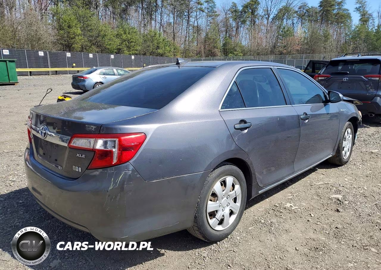 2014 Toyota Camry Hybrid Xle VIN:4T1BD1FK2EU140039 - 3