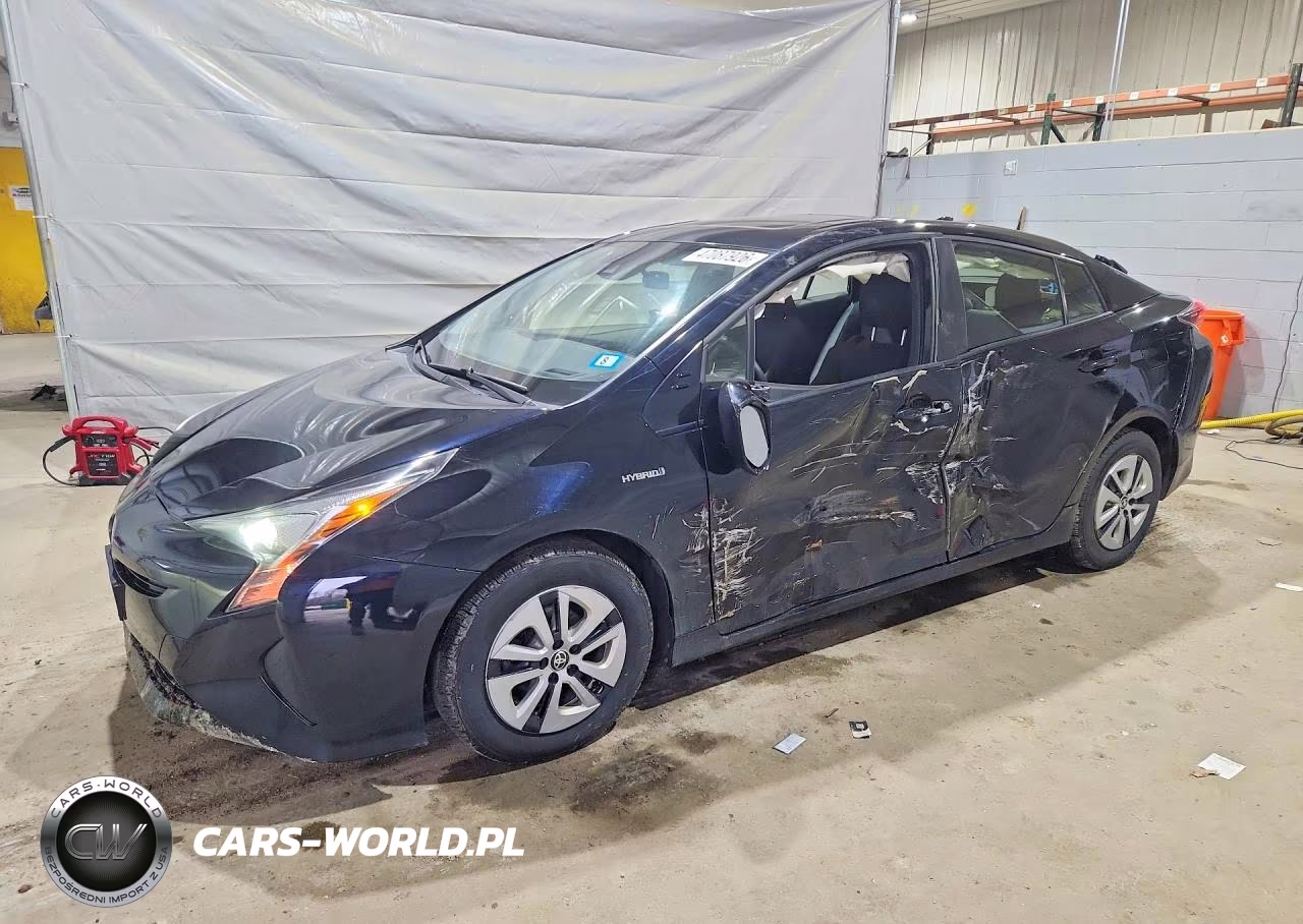 2016 Toyota Prius Three
