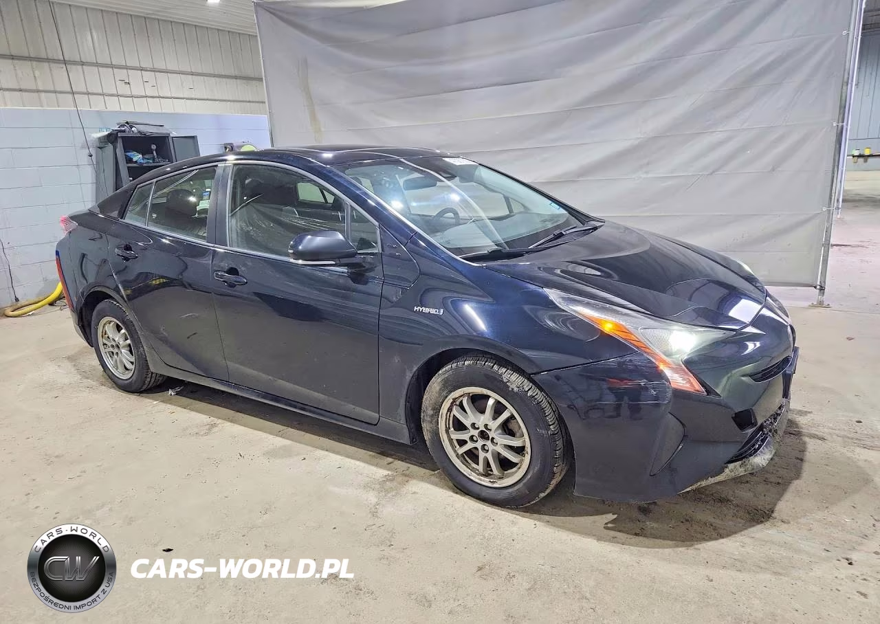 2016 Toyota Prius Three VIN:JTDKARFU6G3509782 - 4