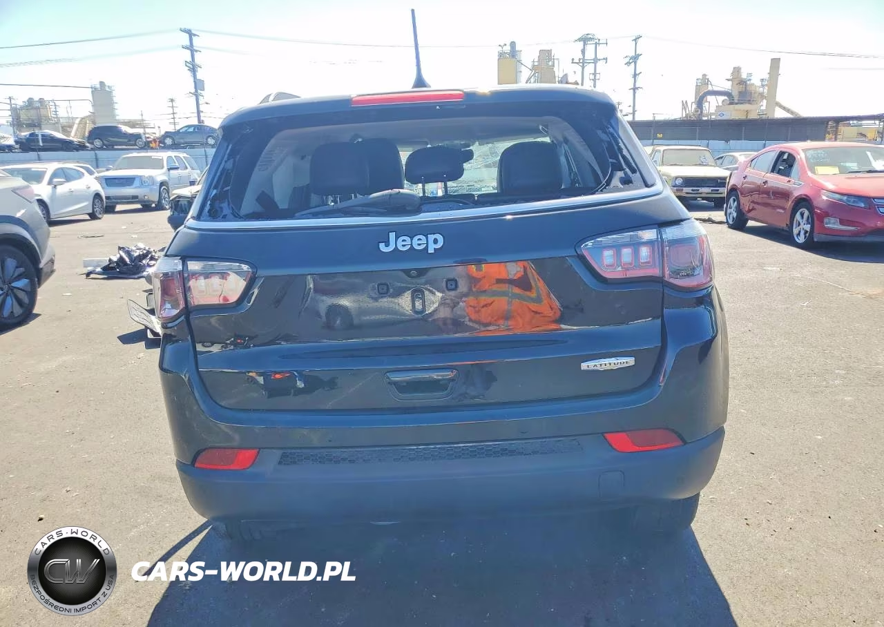 2018 Jeep Compass VIN:3C4NJCBB4JT266452 - 6
