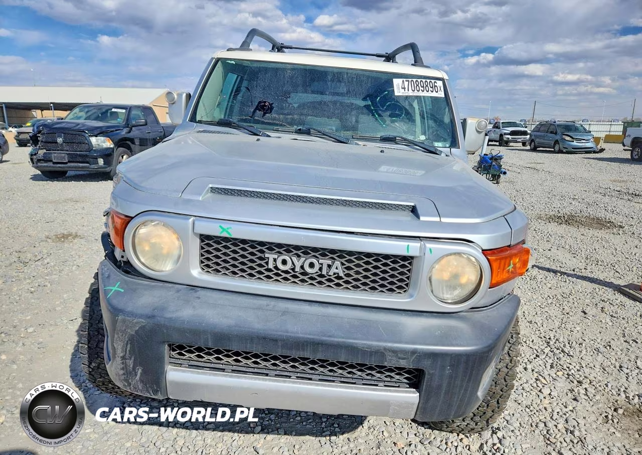 2007 Toyota Fj Cruiser Base VIN:JTEBU11F770014991 - 5