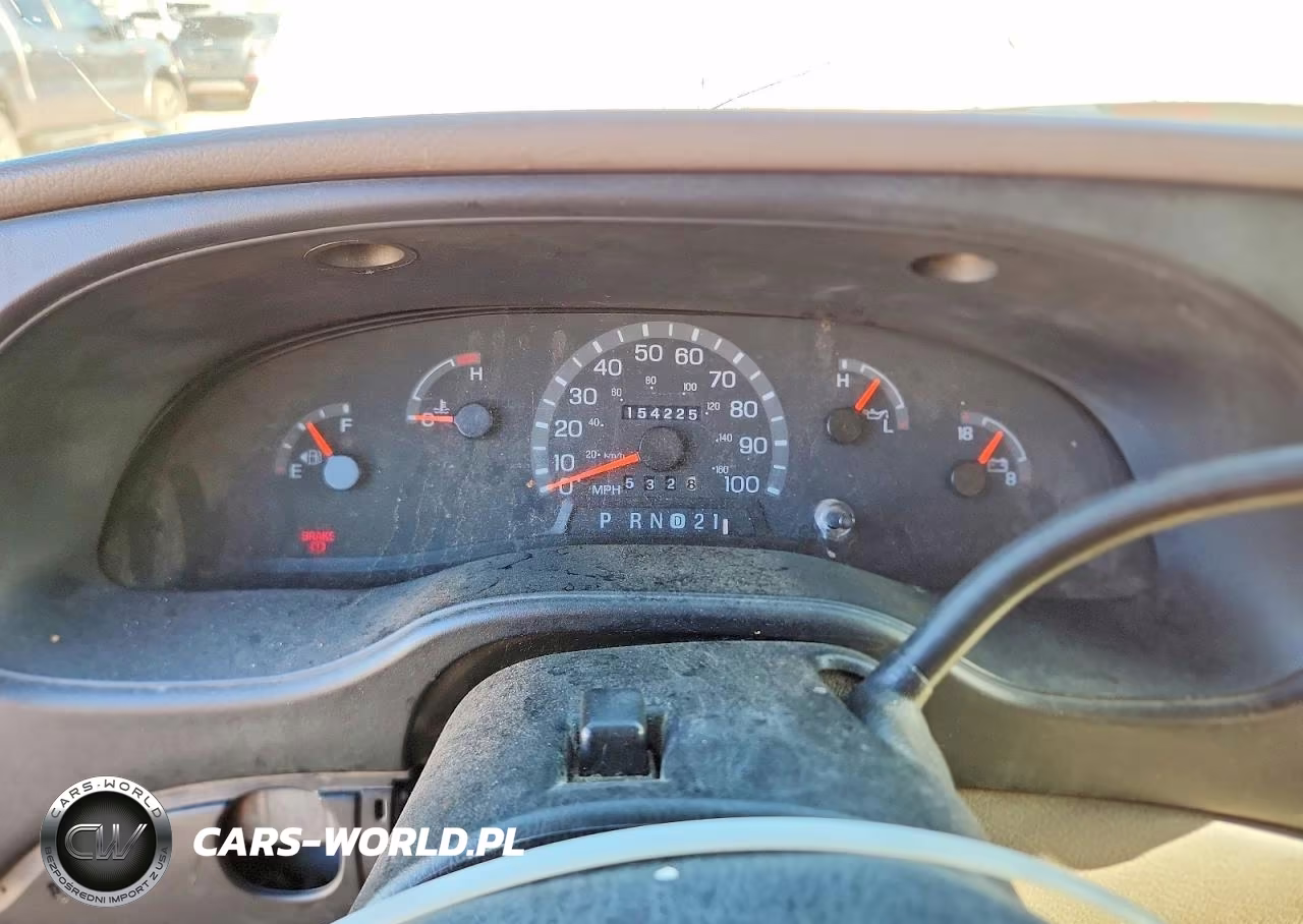 2002 Ford E150 Delivery Van VIN:1FTRE14242HA87531 - 9