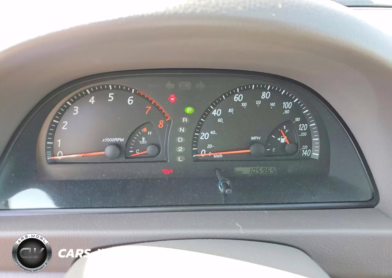 2002 Toyota Camry Le VIN:JTDBE32K320119187 - 9