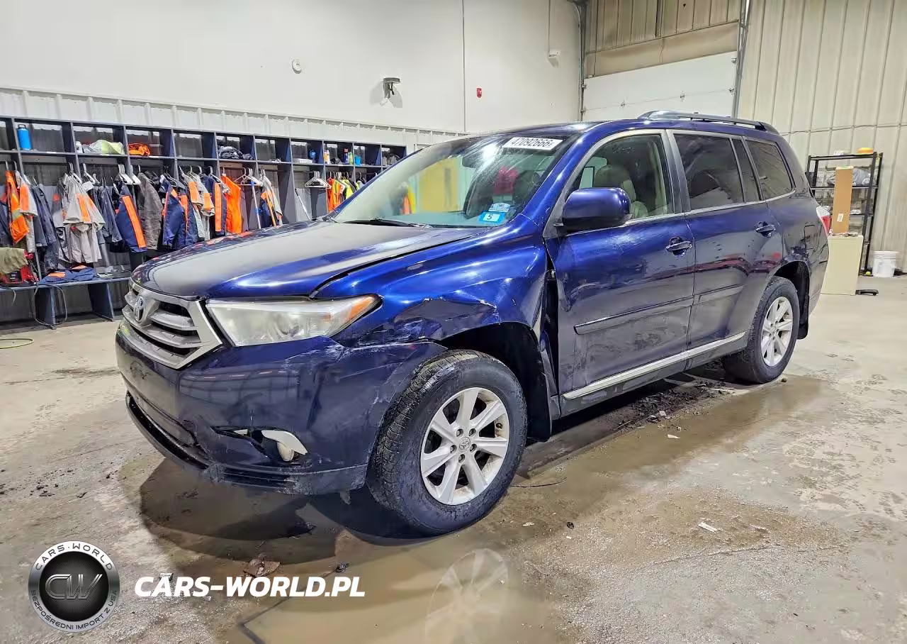 2013 Toyota Highlander Se