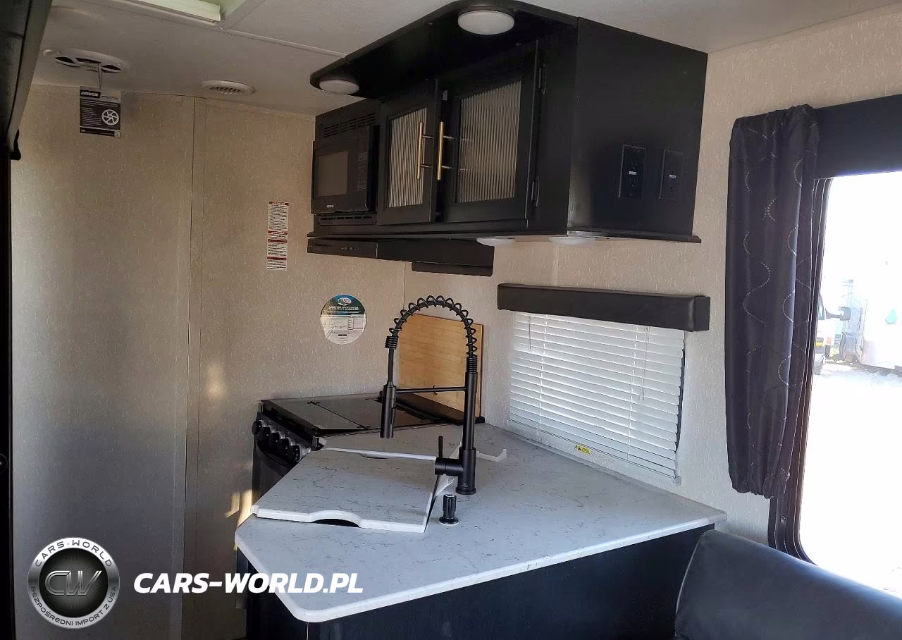 2022 Cherokee By Forest R Travel Trl VIN:4X4TCKE2XNX158610 - 8