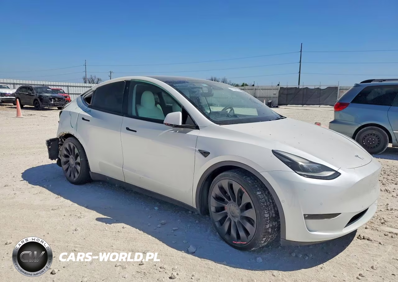 2021 Tesla Model Y VIN:5YJYGDEF7MF306106 - 4