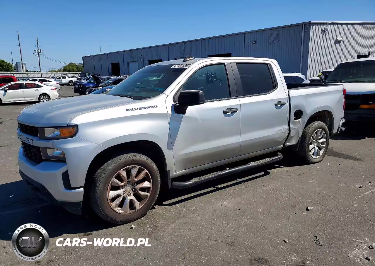 2020 Chevrolet Silverado C1500 Custom