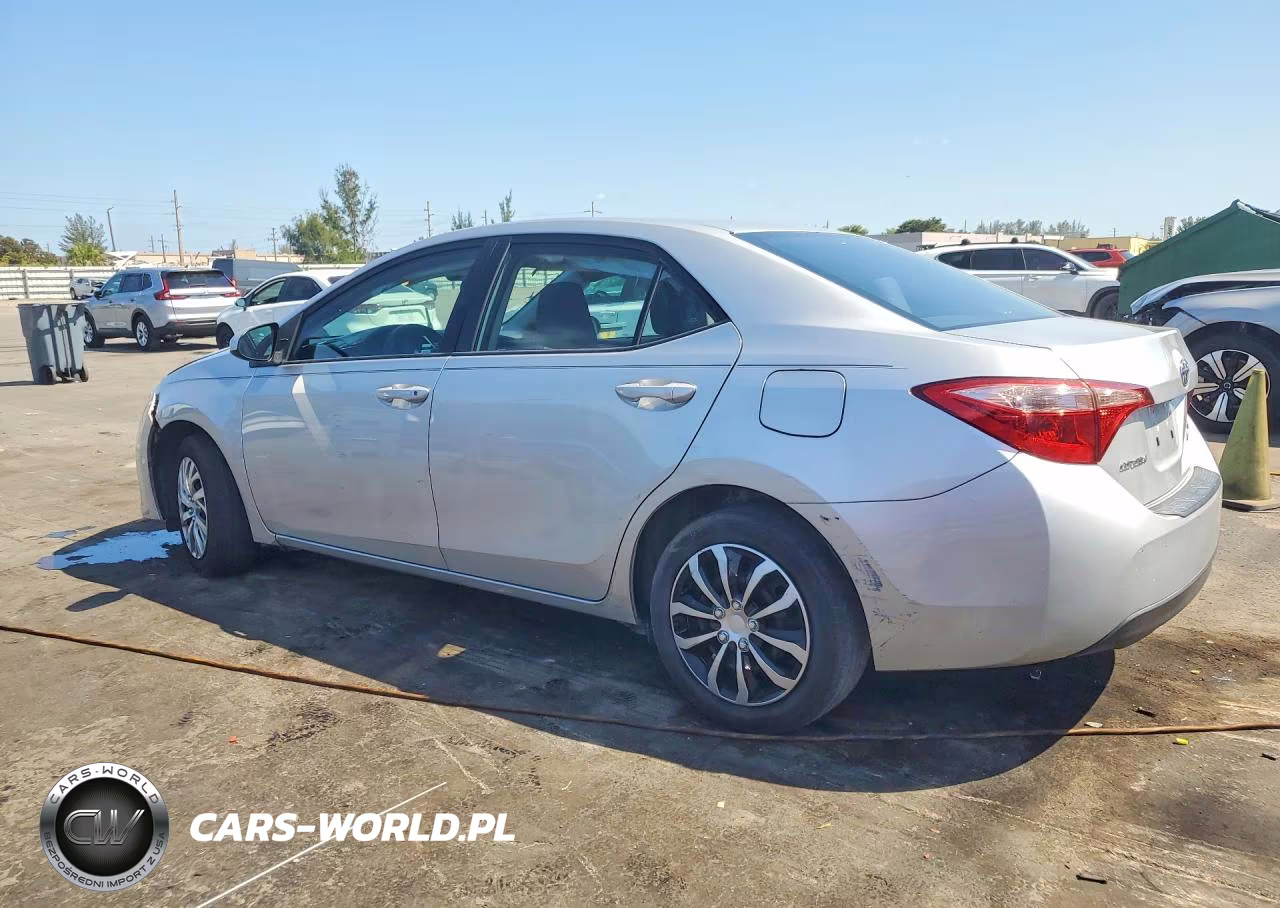 2017 Toyota Corolla Le VIN:5YFBURHE5HP730652 - 2