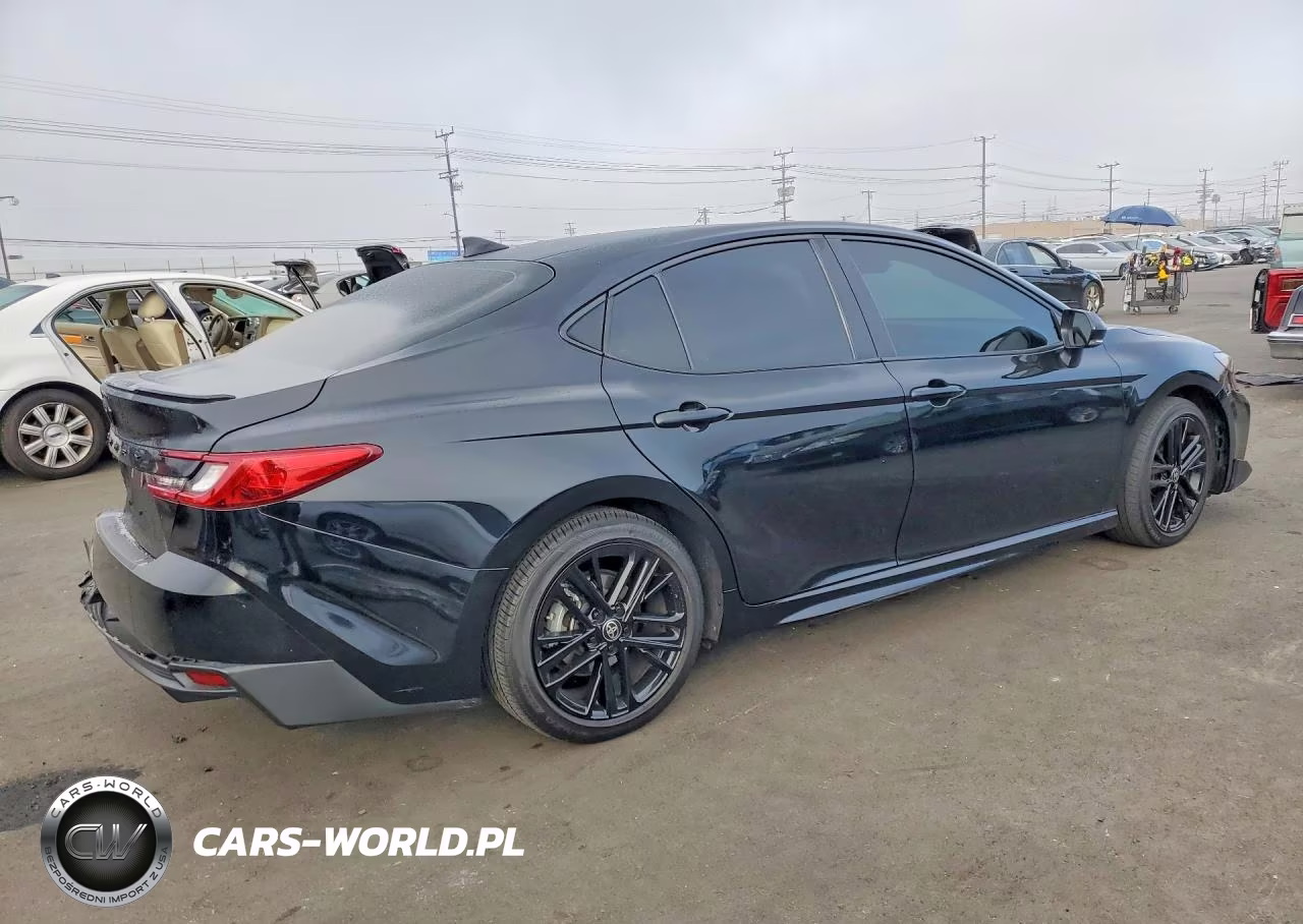 2025 Toyota Camry Se VIN:4T1DAACK0SU501902 - 3