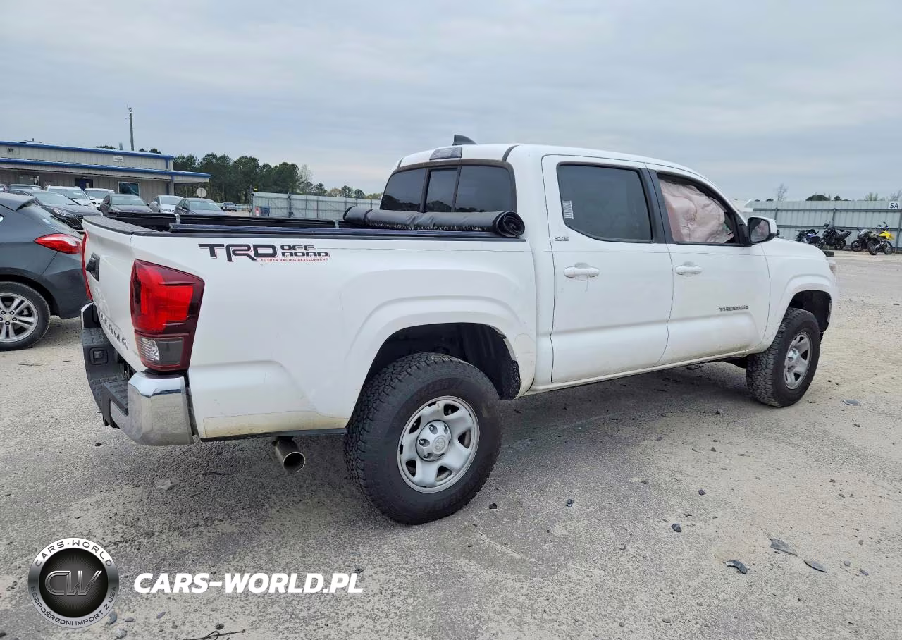 2020 Toyota Tacoma Sr5 VIN:5TFAX5GN4LX183638 - 3