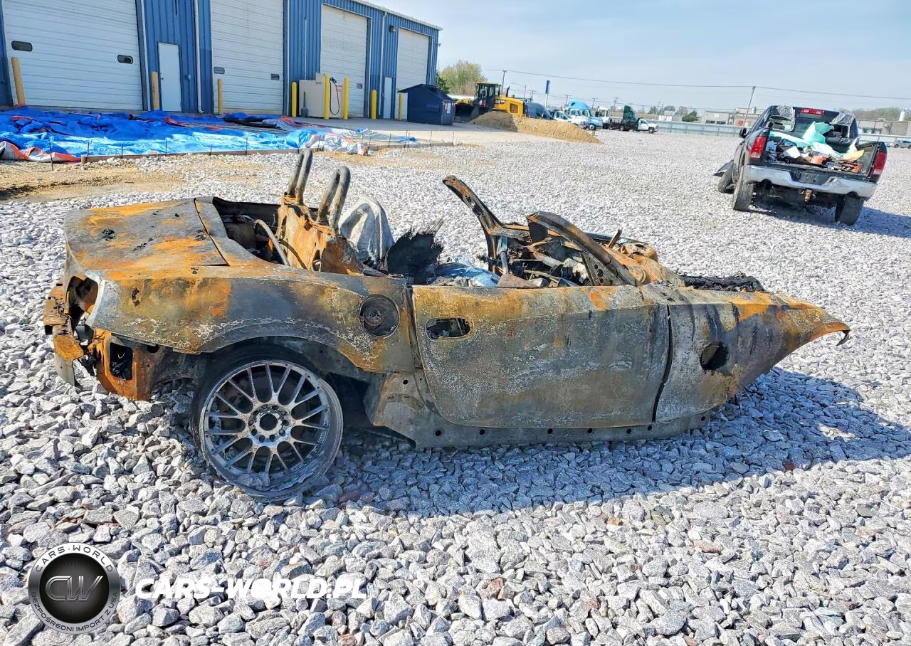 2004 BMW Z4 3.0 VIN:4USBT53504LU08792 - 3