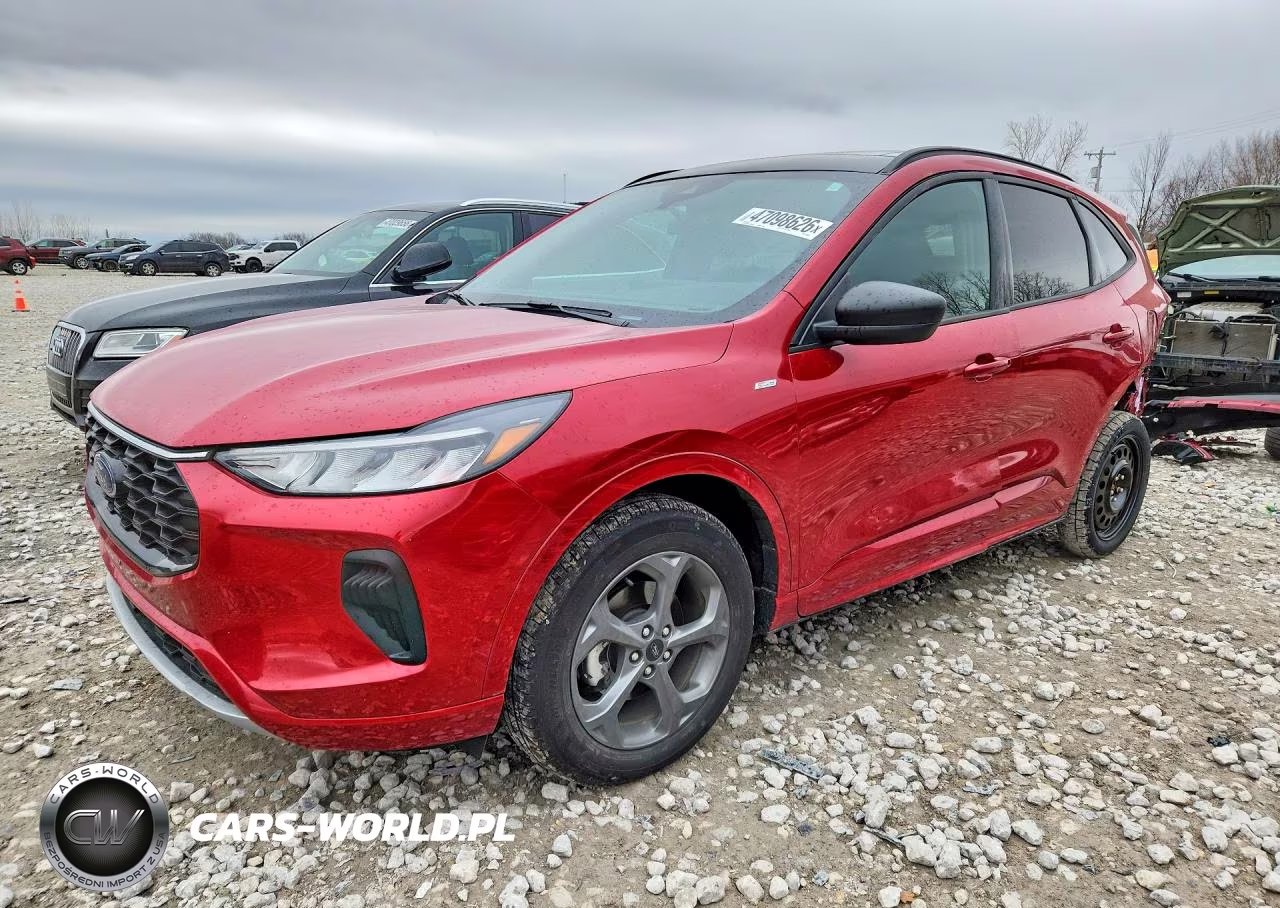 2024 Ford Escape St Line