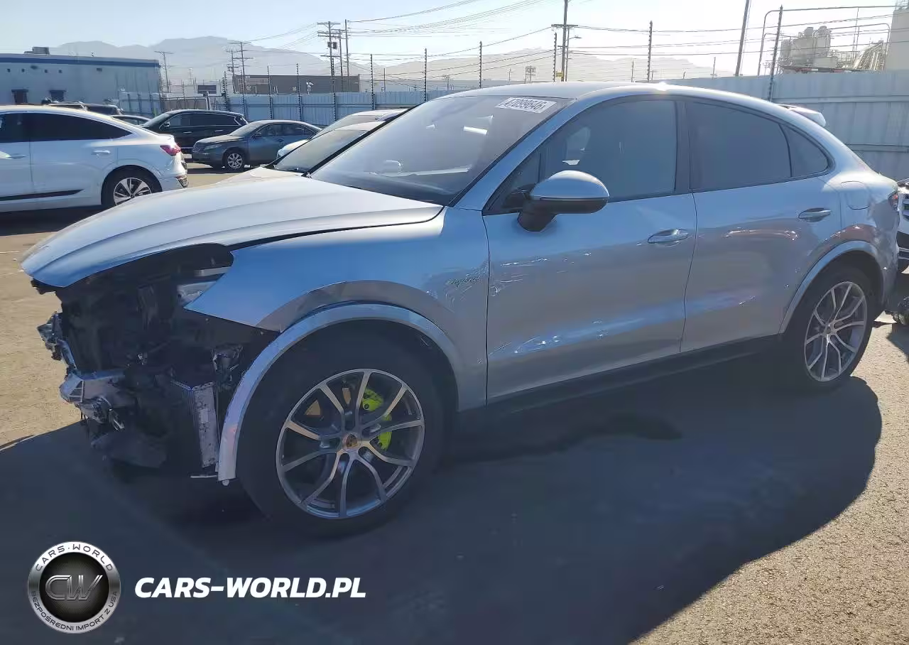 2022 Porsche Cayenne E Hybrid Coupe