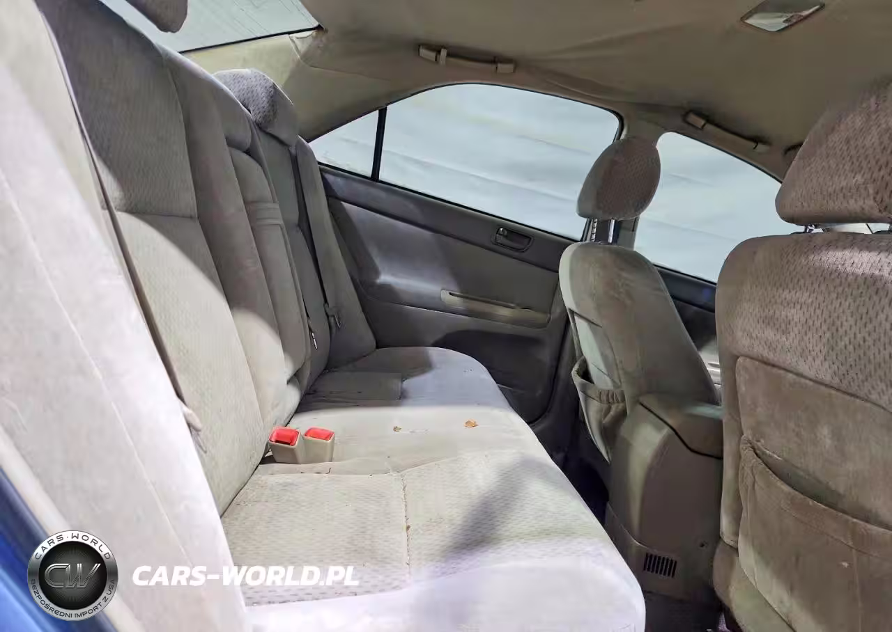 2004 Toyota Camry Le VIN:4T1BE32K04U796074 - 10