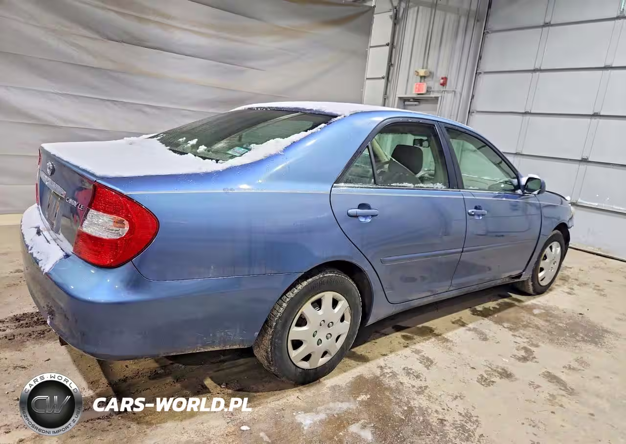2004 Toyota Camry Le VIN:4T1BE32K04U796074 - 3
