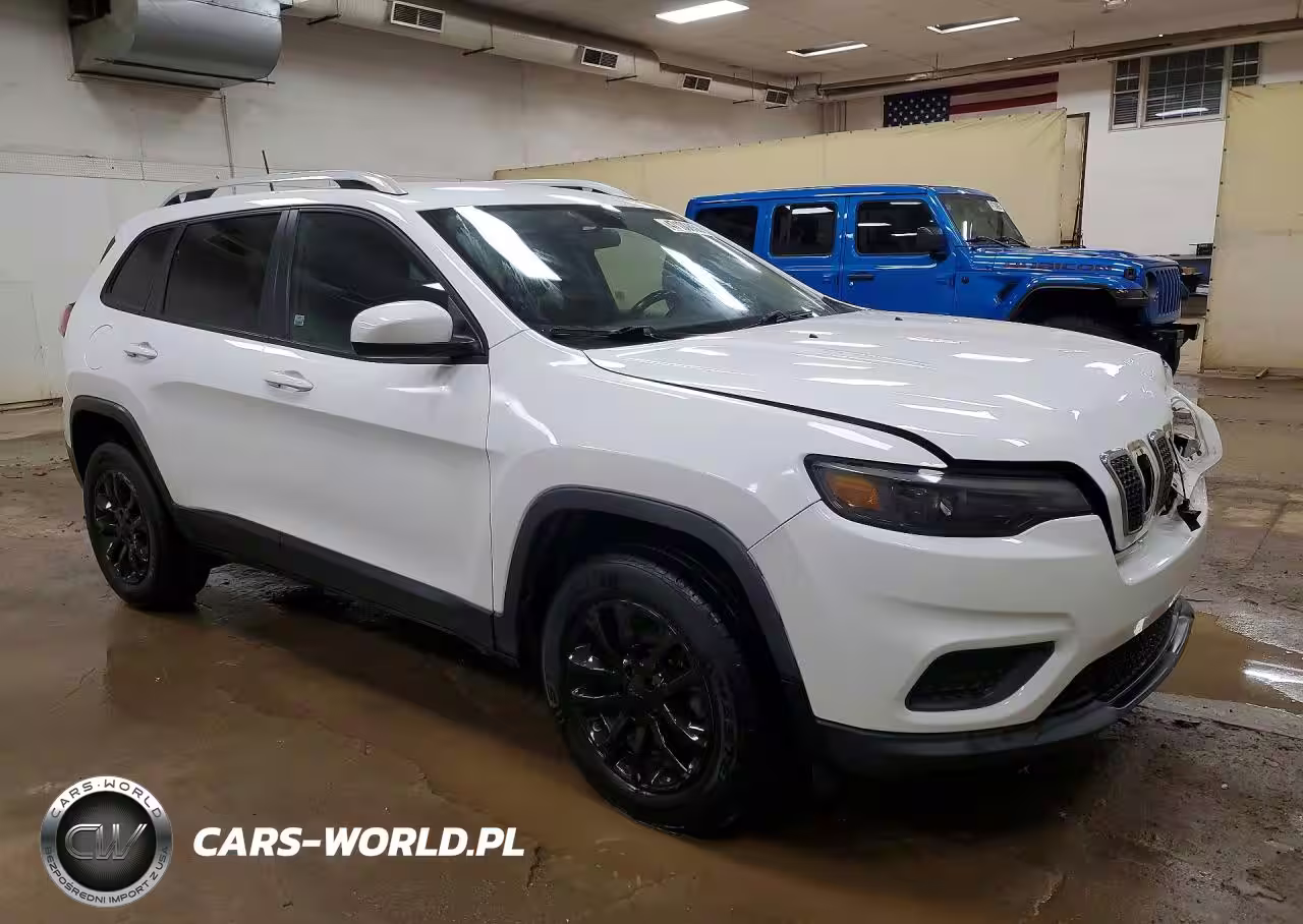 2020 Jeep Cherokee Latitude VIN:1C4PJMCBXLD530912 - 4