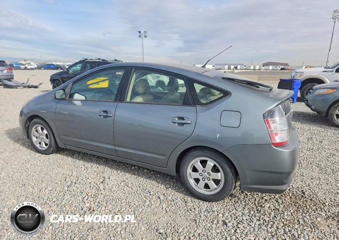 2005 Toyota Prius Base VIN:JTDKB20U153074499 - 2