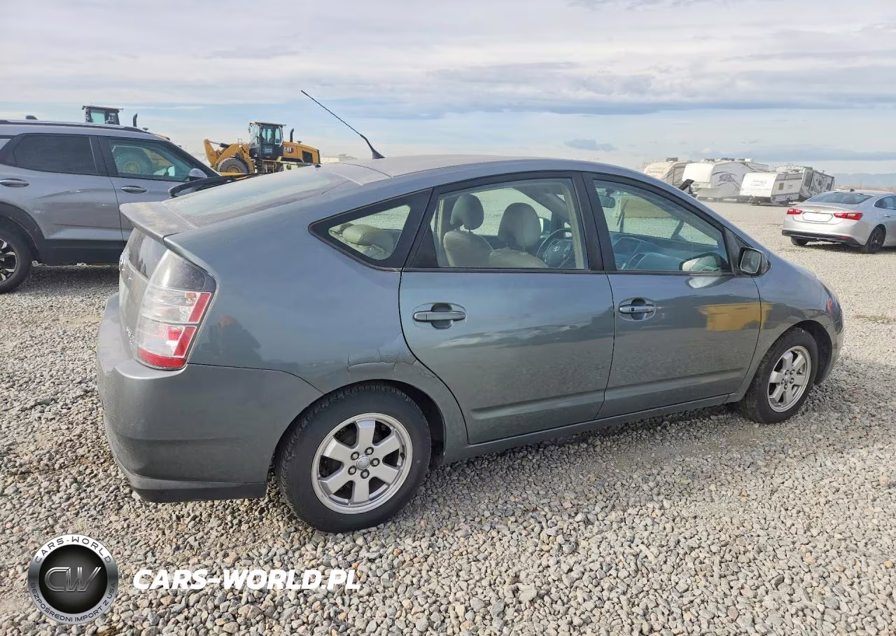 2005 Toyota Prius Base VIN:JTDKB20U153074499 - 3