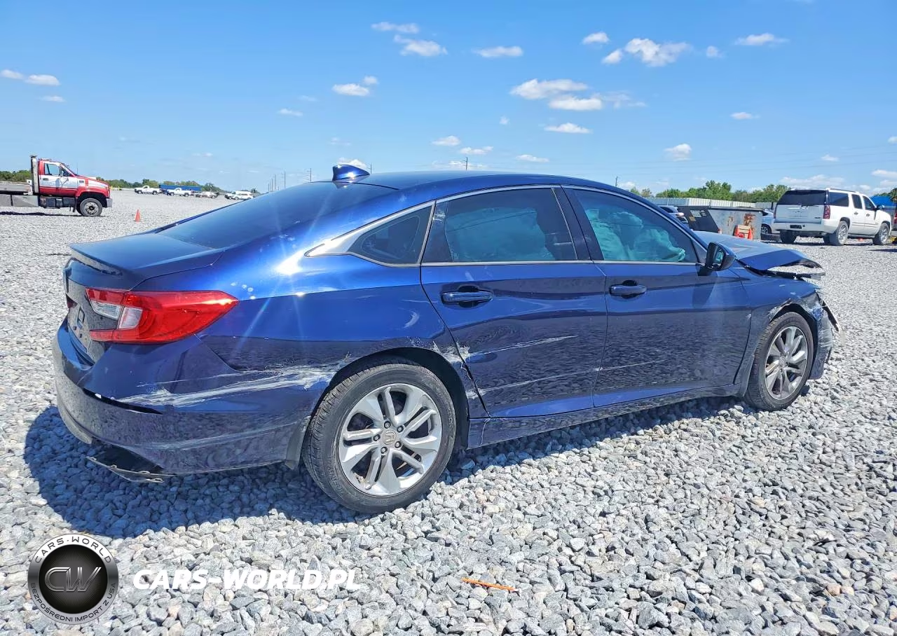 2018 Honda Accord Lx VIN:1HGCV1F19JA028963 - 3