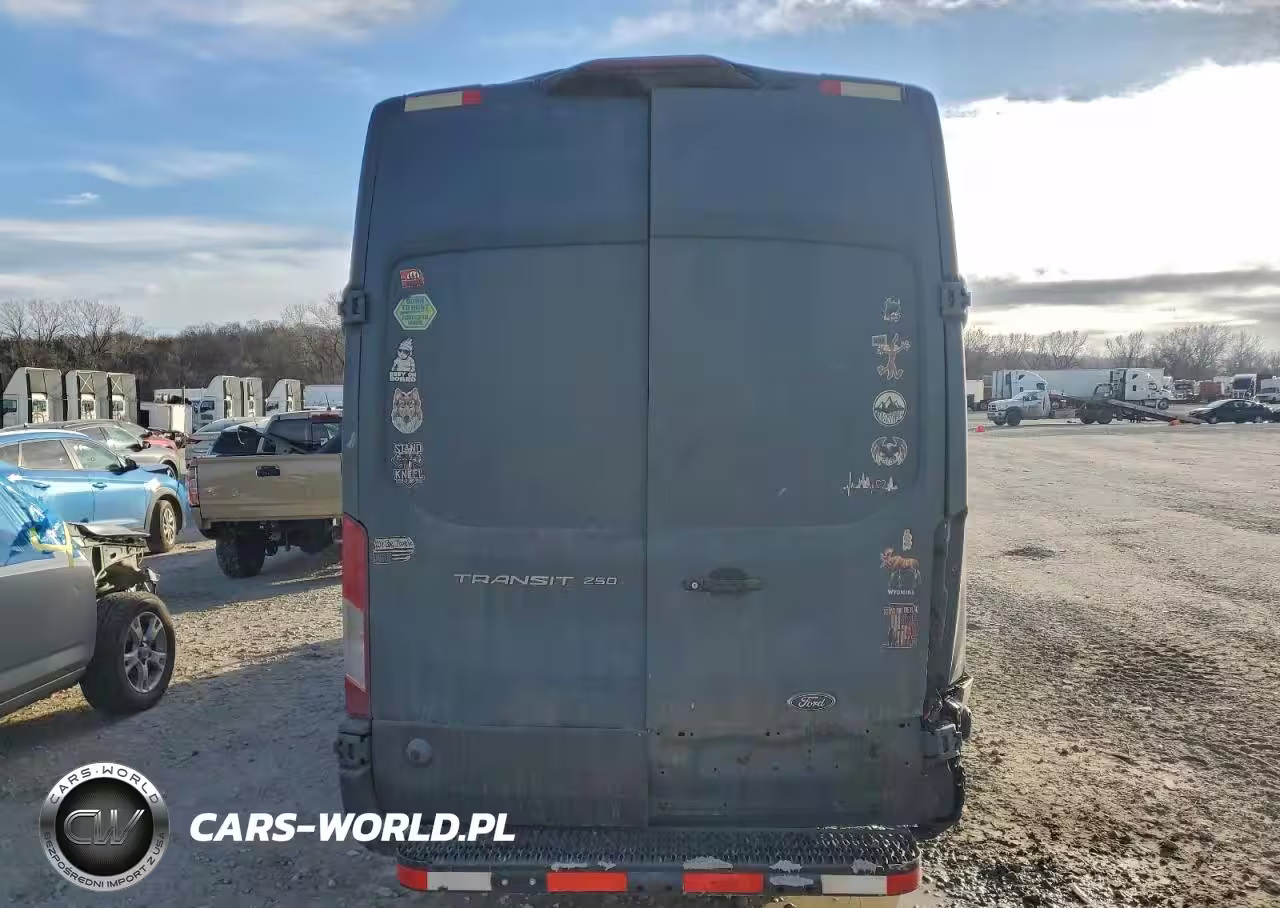 2019 Ford Transit T-250 VIN:1FTYR3XMXKKB78251 - 6