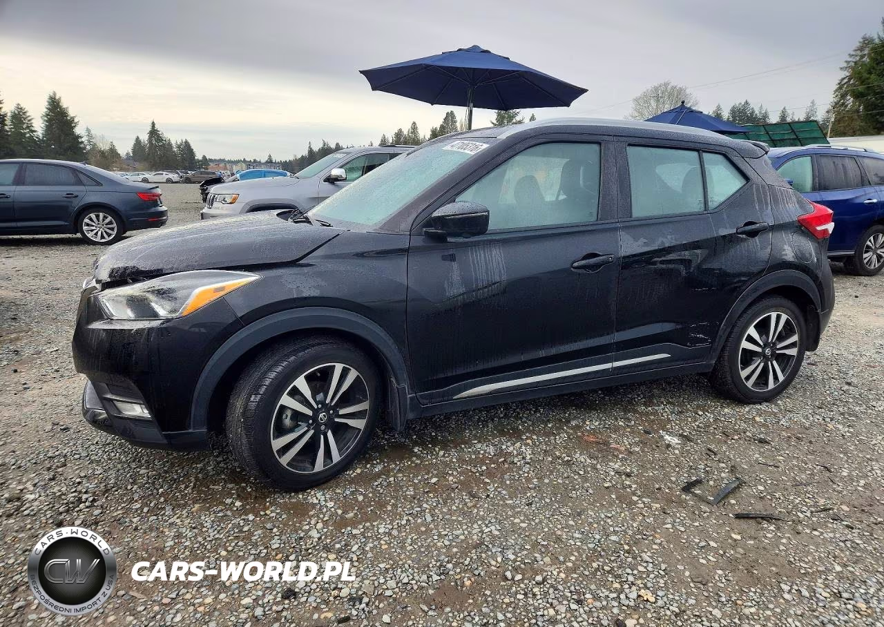 2019 Nissan Kicks Sr