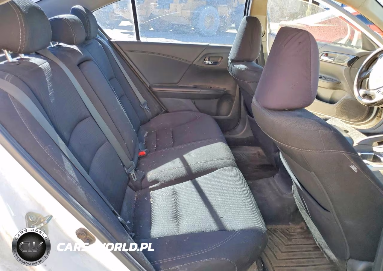 2015 Honda Accord Sport VIN:1HGCR2F53FA114788 - 10